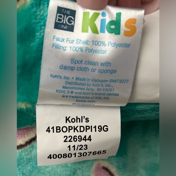 🌺Disney Stitch 2 Pack Throw Pillows, NWT - Picture 5 of 5